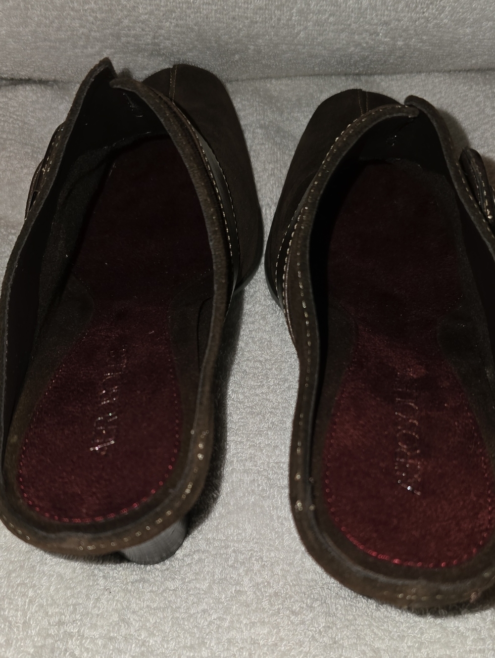 Aerosoles Vintage Brown Suede Buckle Mule Wedge Heels NWOB Size 9.5 - Picture 6 of 13